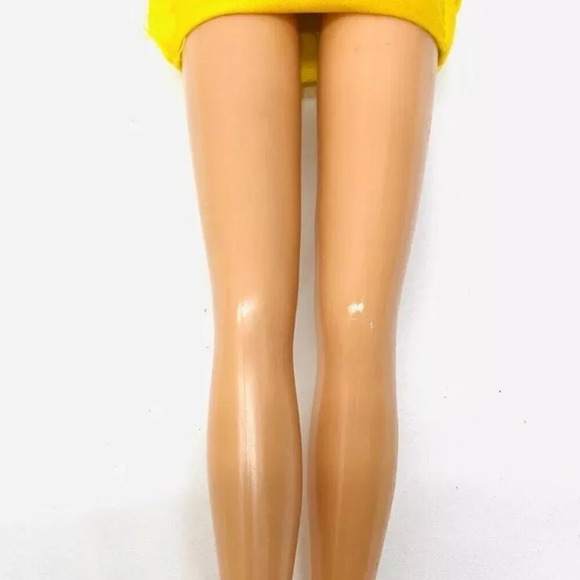 MATTEL BARBIE Doll Blonde Hair Blue Eyes 3 Piece Yellow Outfit 12"Tall - Picture 11 of 12